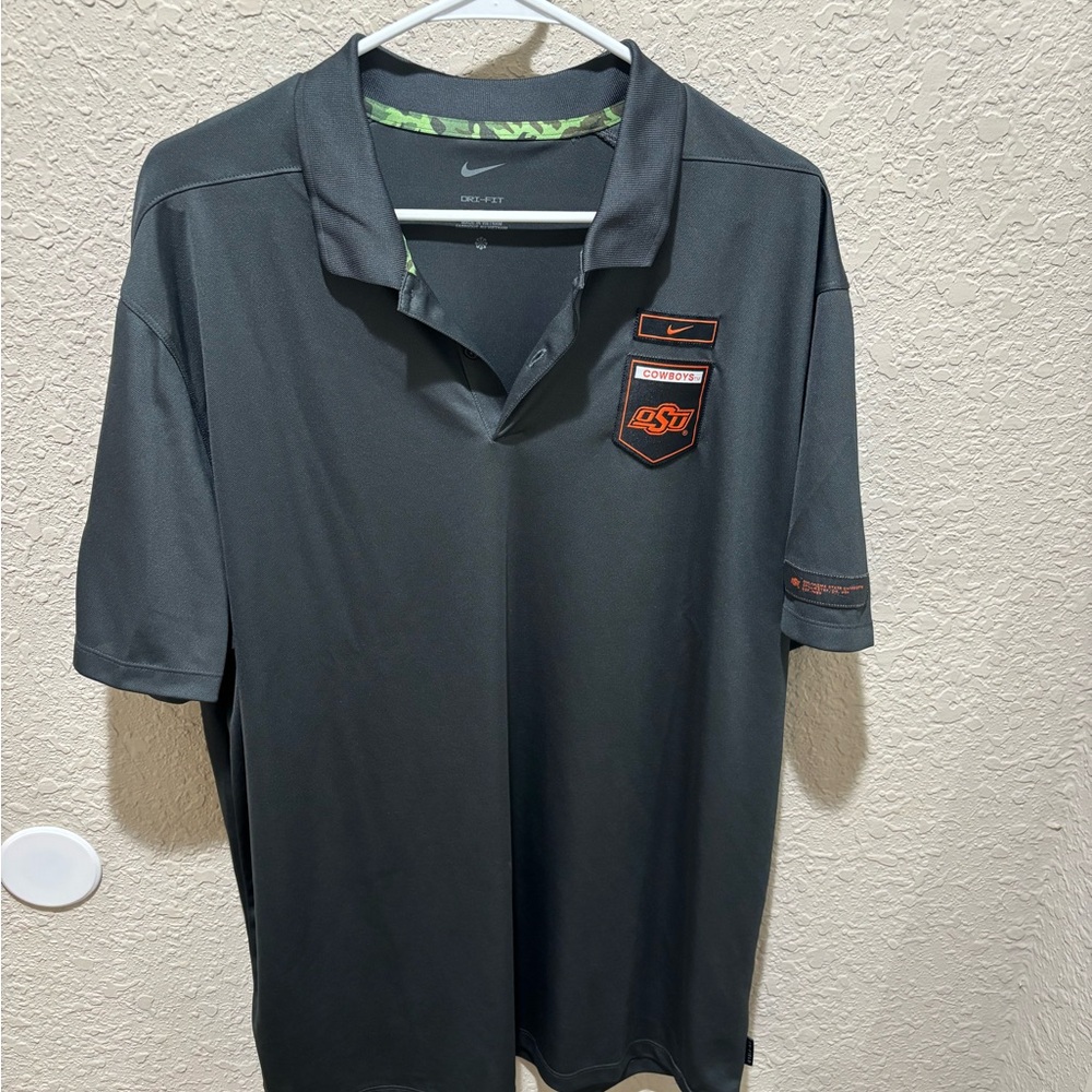 Nike Men's Black Polo Shirt